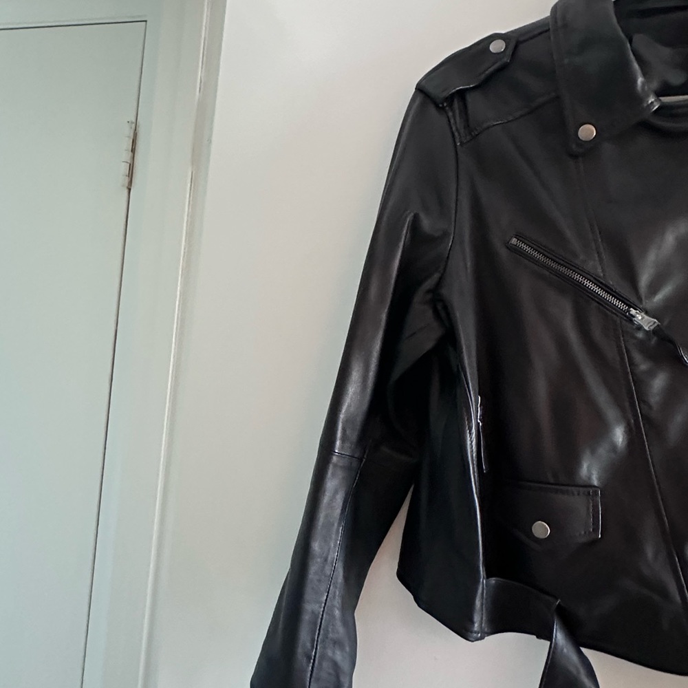 Leather Jacket - Picture 5 of 10